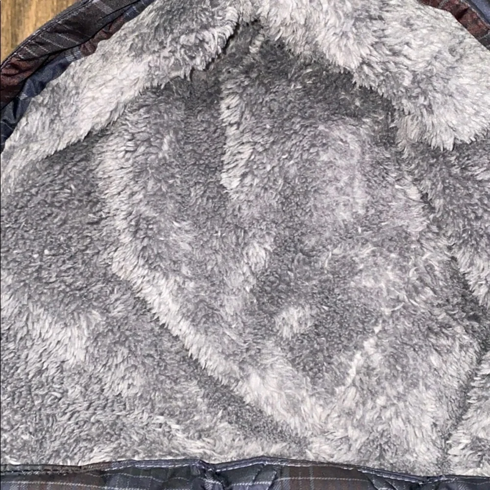 COPY - COPY - Patagonia puffer plaid vest with hoodie